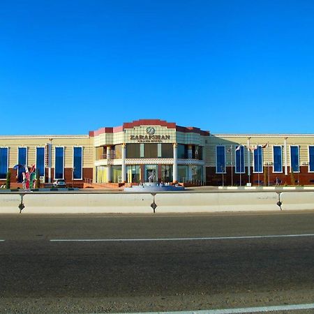 Zarafshan Grand Hotel Fiez Malik Exterior photo