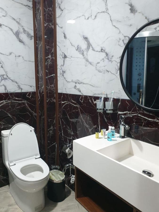 Zarafshan Grand Hotel Fiez Malik Exterior photo