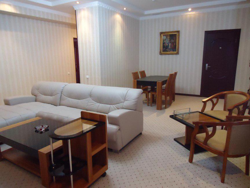 Zarafshan Grand Hotel Fiez Malik Exterior photo